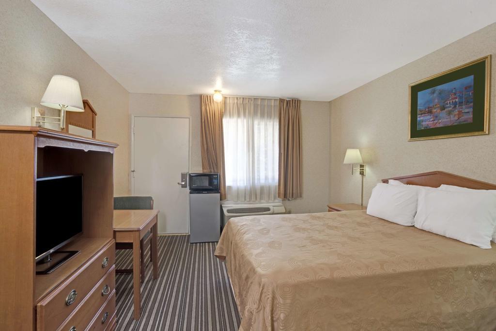 Buena Park Inn מראה חיצוני תמונה